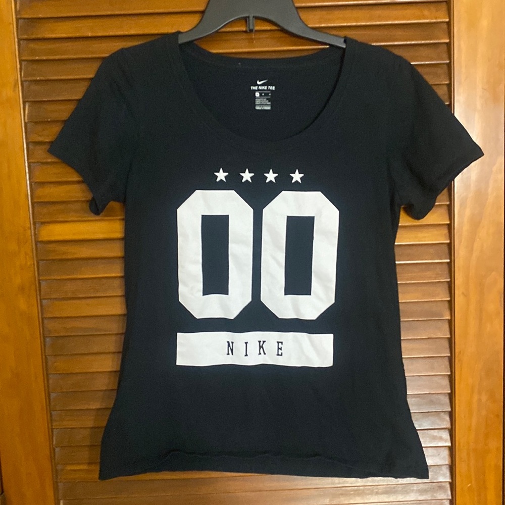 NIKE TEE